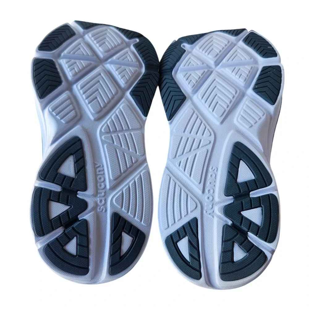 Saucony Guide 18 Womens Running Black White S11009-100 Size 7.5 X Wide - XL